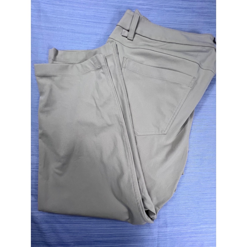 Lululemon Commission Pant Classic Khaki Tan 38 Mens Technical Chino Trouser